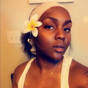 Meet your Posher, Charnell